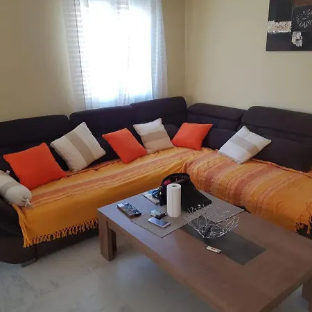 Raphael Centre Apartment *